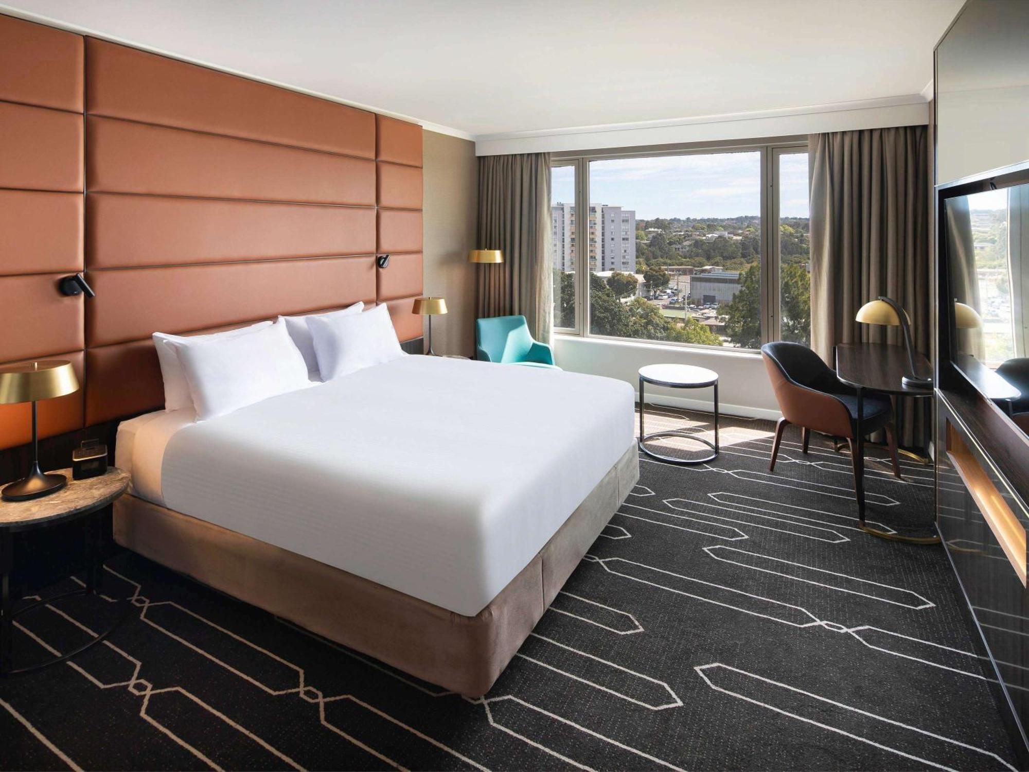 Mercure Sydney Parramatta Rosehill Buitenkant foto