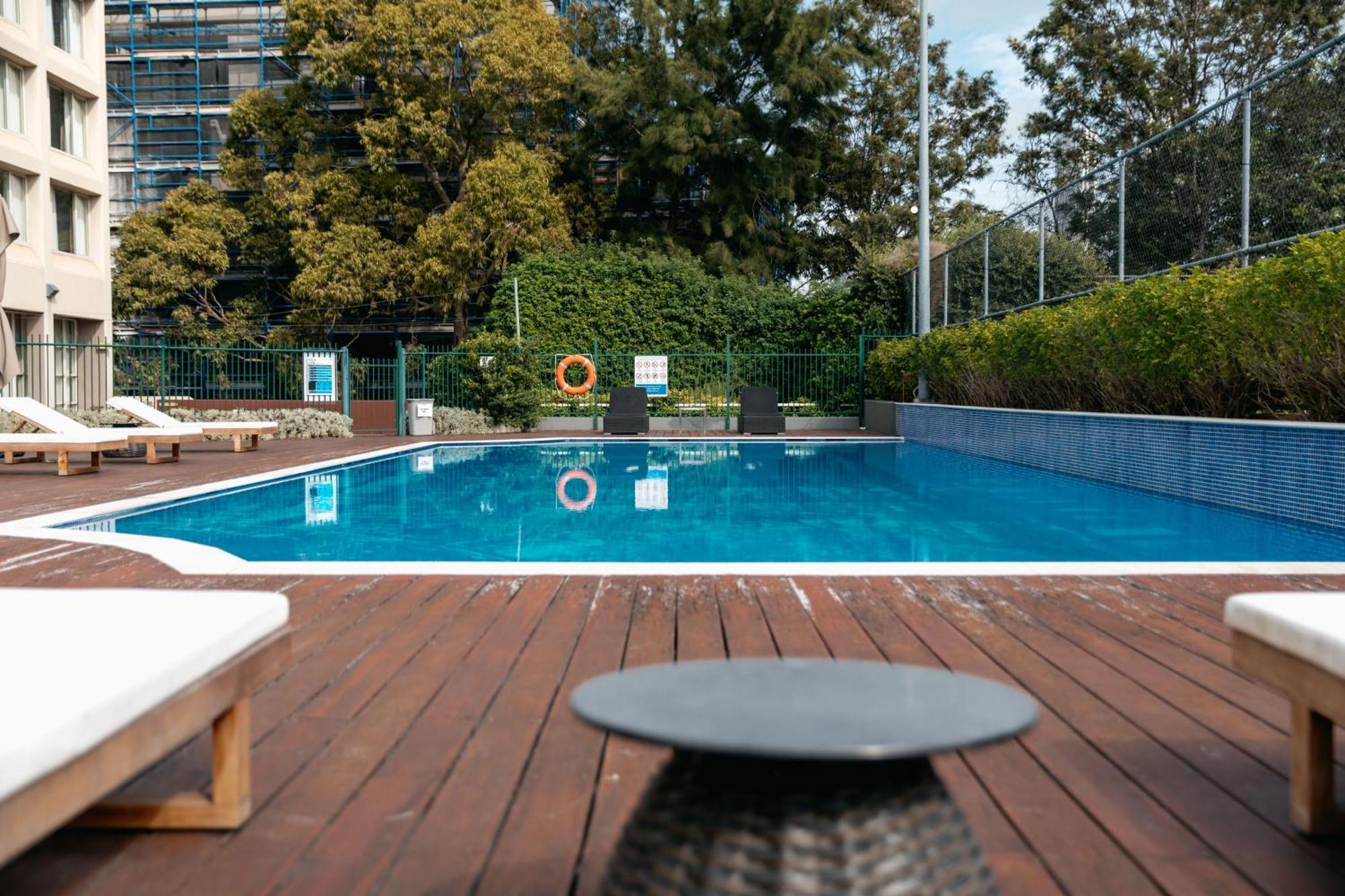 Mercure Sydney Parramatta Rosehill Buitenkant foto