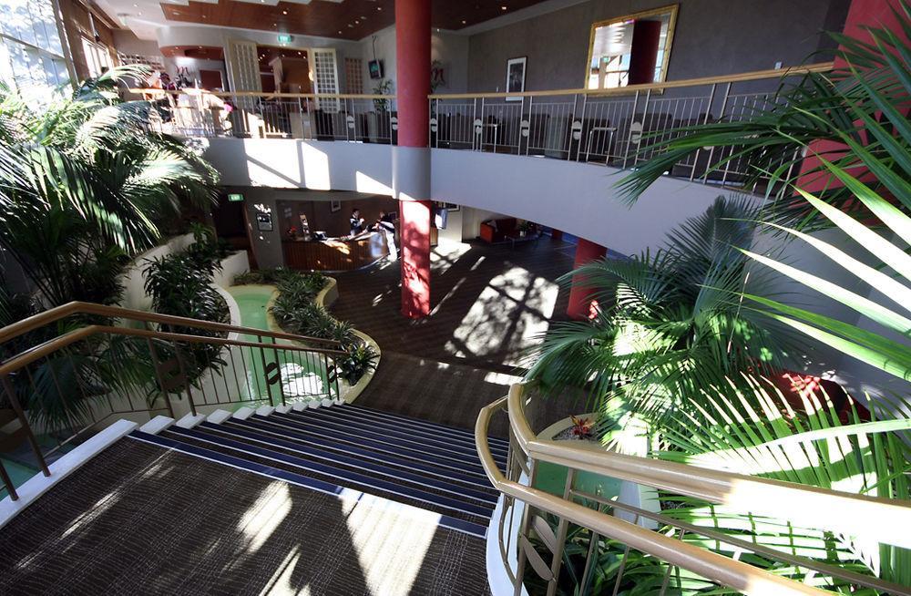 Mercure Sydney Parramatta Rosehill Buitenkant foto