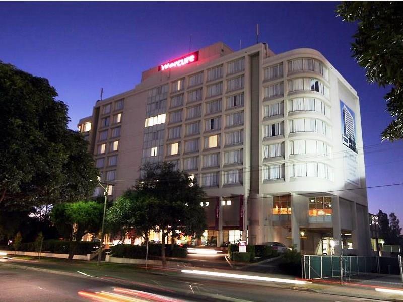 Mercure Sydney Parramatta Rosehill Buitenkant foto