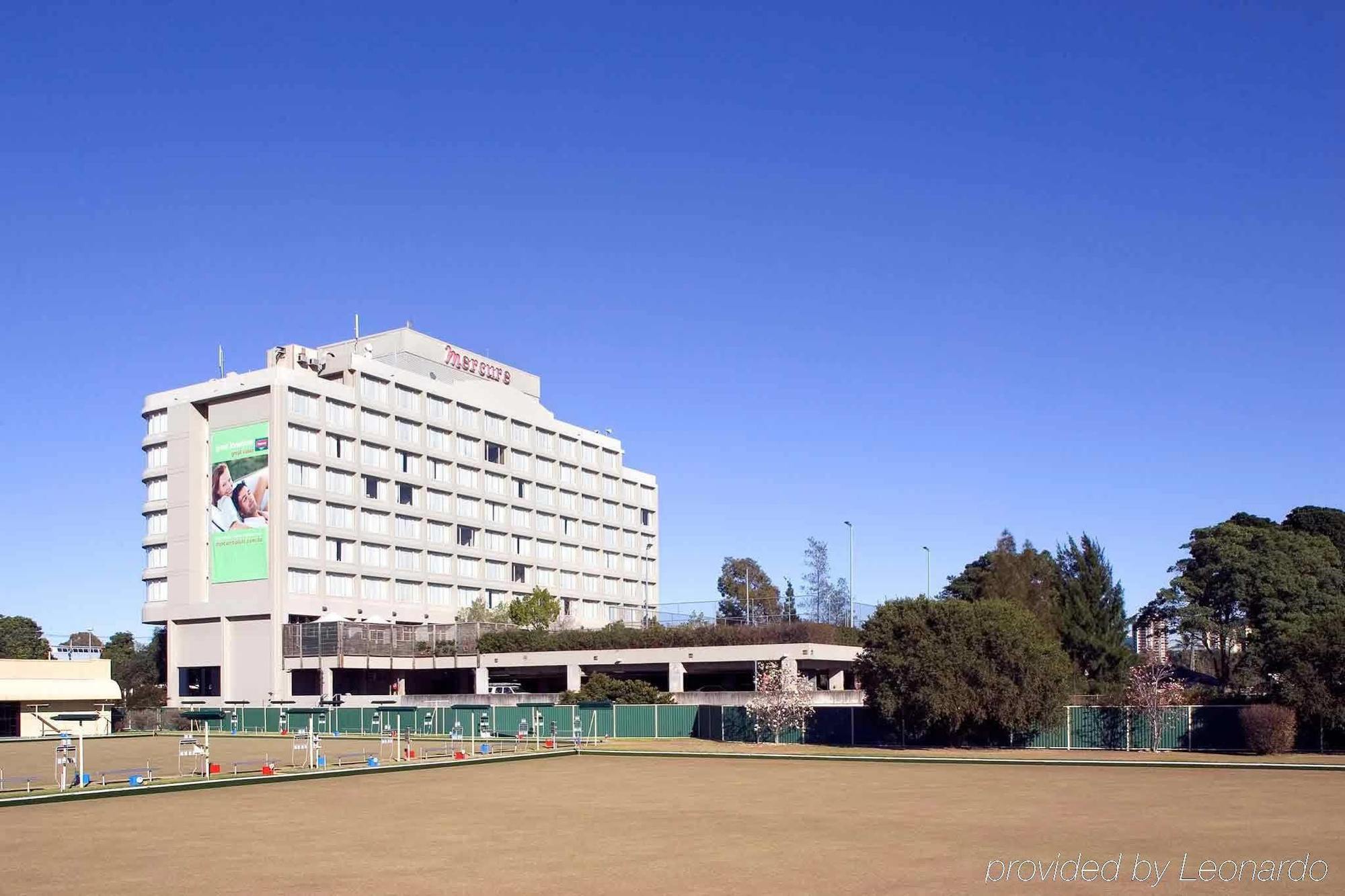 Mercure Sydney Parramatta Rosehill Buitenkant foto