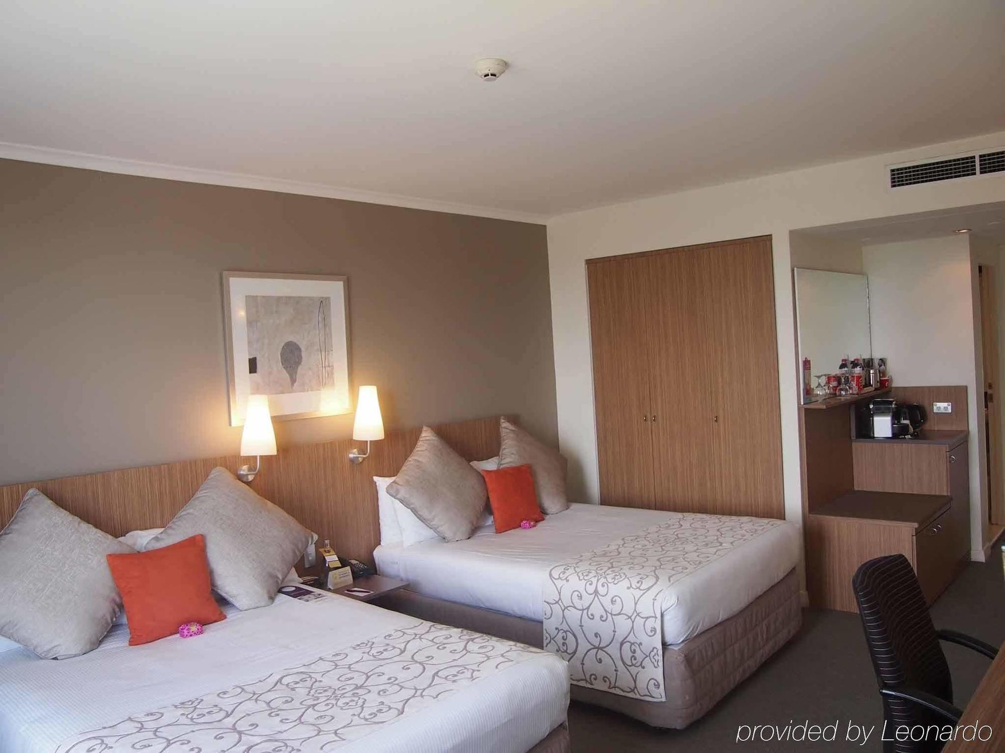 Mercure Sydney Parramatta Rosehill Buitenkant foto